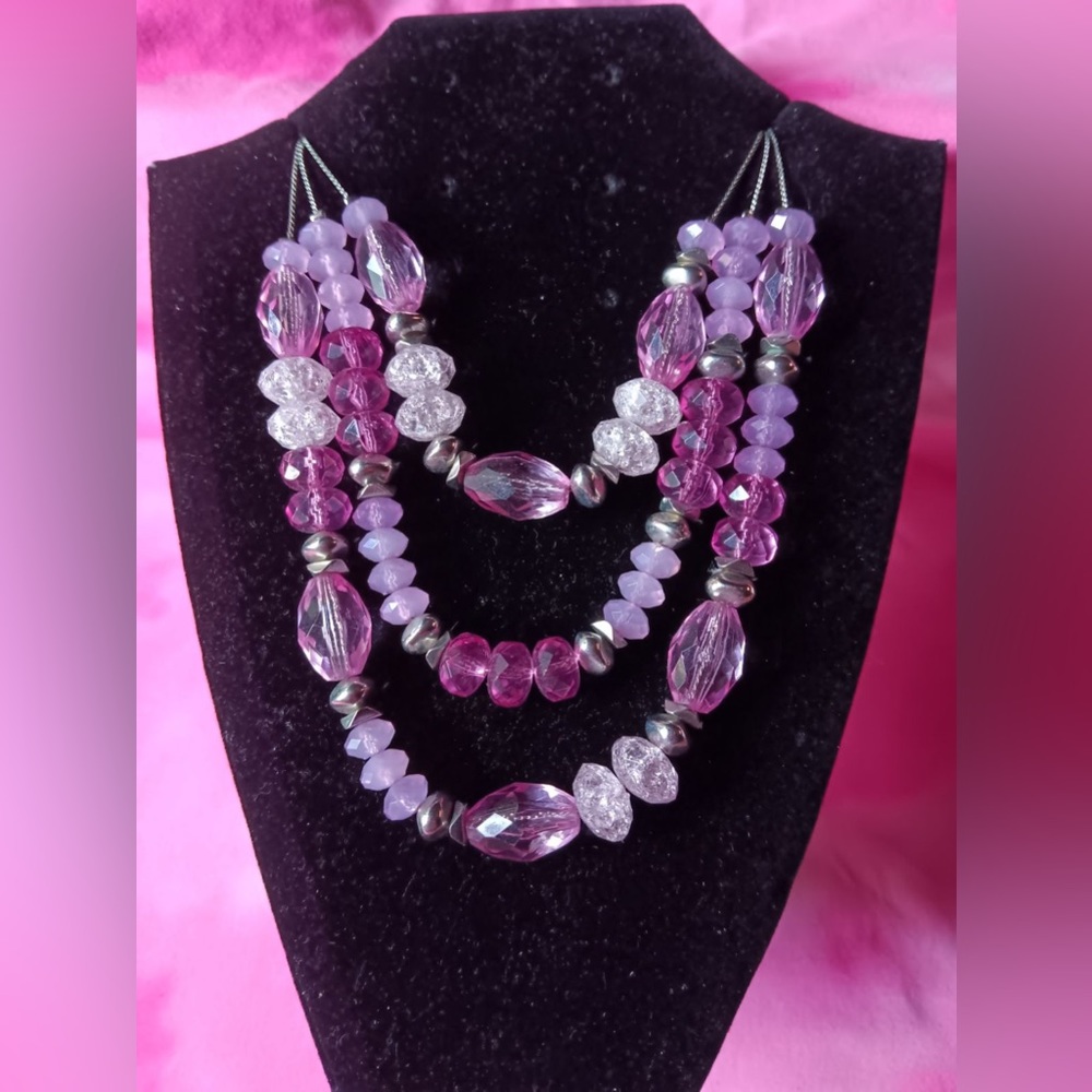 N.Y pink silver necklace